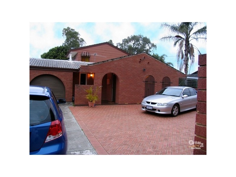 8 Drilby Way, Gosnells WA 6110