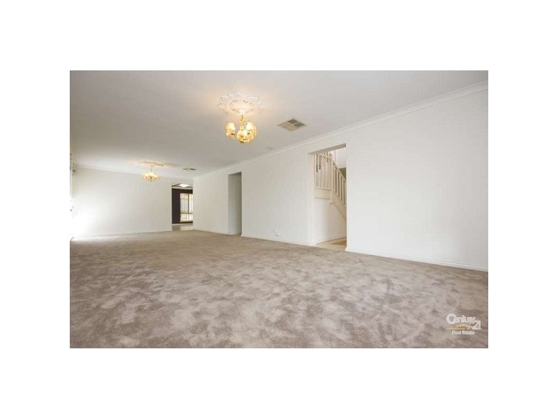 5 Devenish Way, Leeming WA 6149