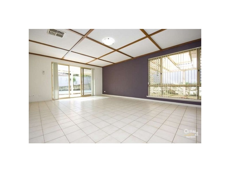 5 Devenish Way, Leeming WA 6149