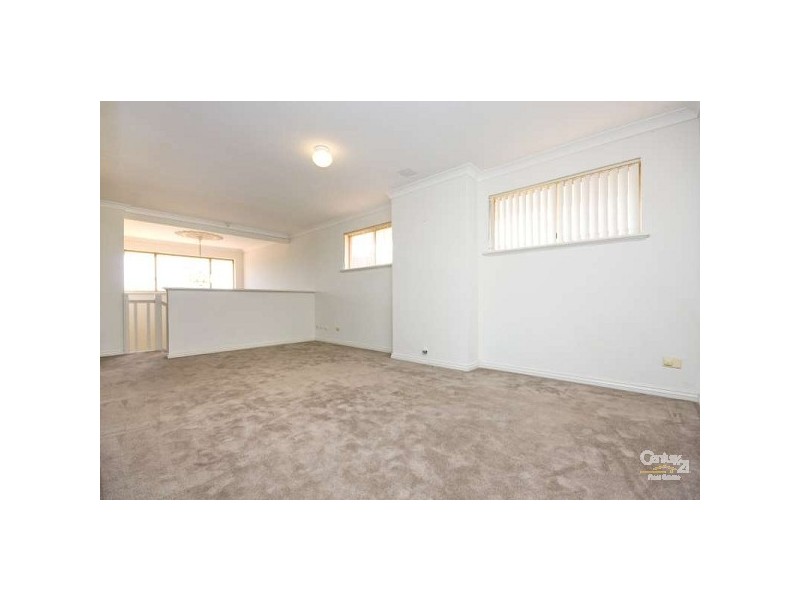 5 Devenish Way, Leeming WA 6149