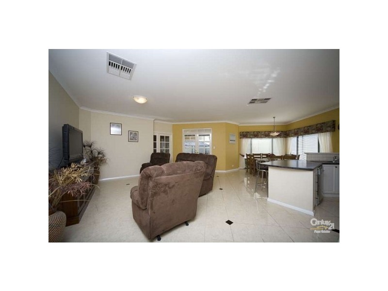 14 The Fairway, Jandakot WA 6164
