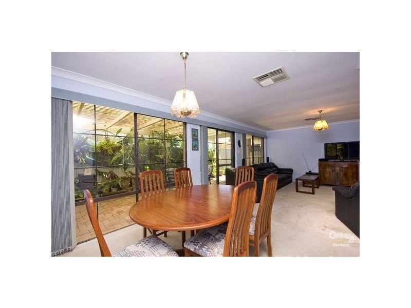 23 Merrifield Circle, Leeming WA 6149