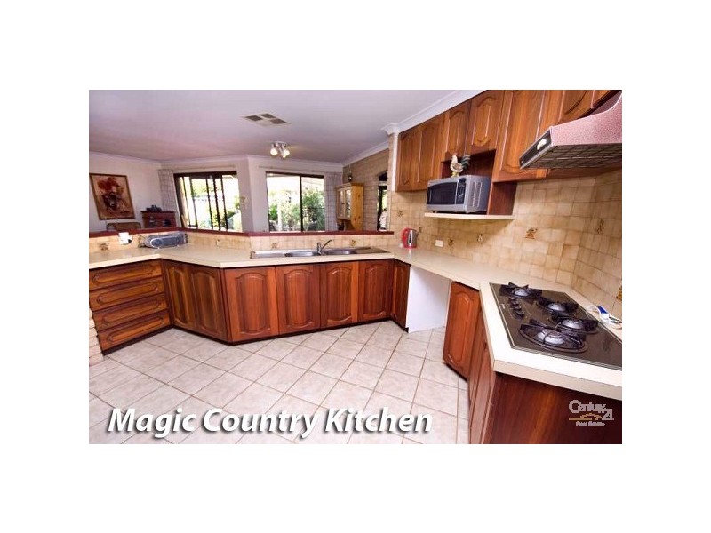 23 Merrifield Circle, Leeming WA 6149