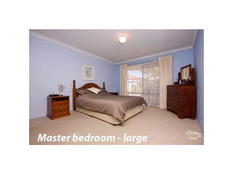 23 Merrifield Circle, Leeming WA 6149