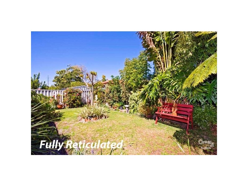 23 Merrifield Circle, Leeming WA 6149