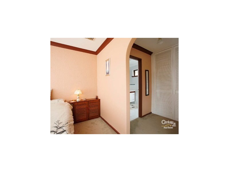 9 Woburn Way, Kelmscott WA 6111