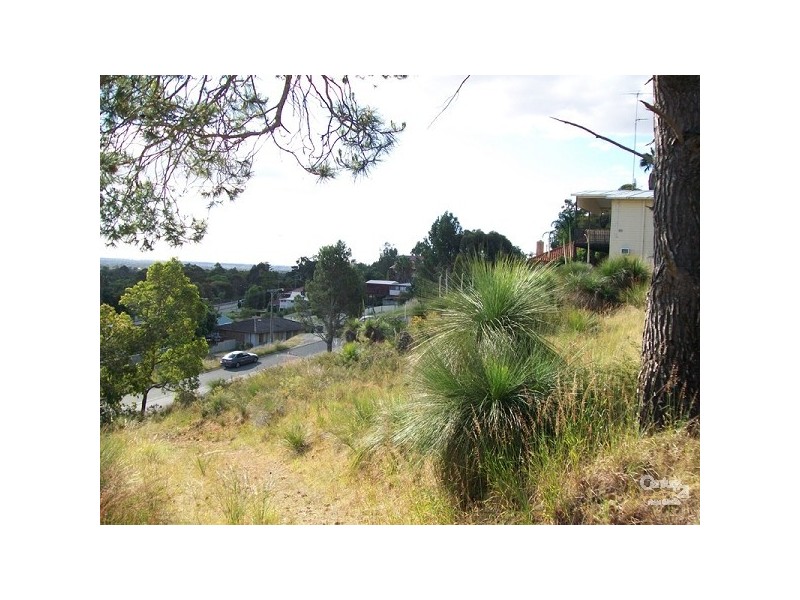 7 Derry Avenue, Mount Nasura WA 6112