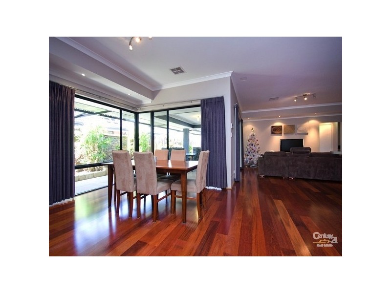 38 The Bridgeway, Canning Vale WA 6155