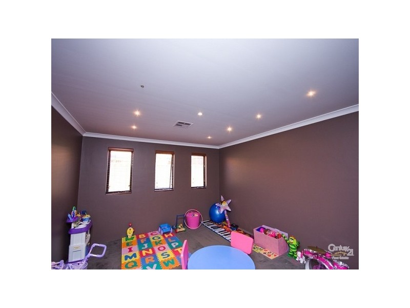 38 The Bridgeway, Canning Vale WA 6155