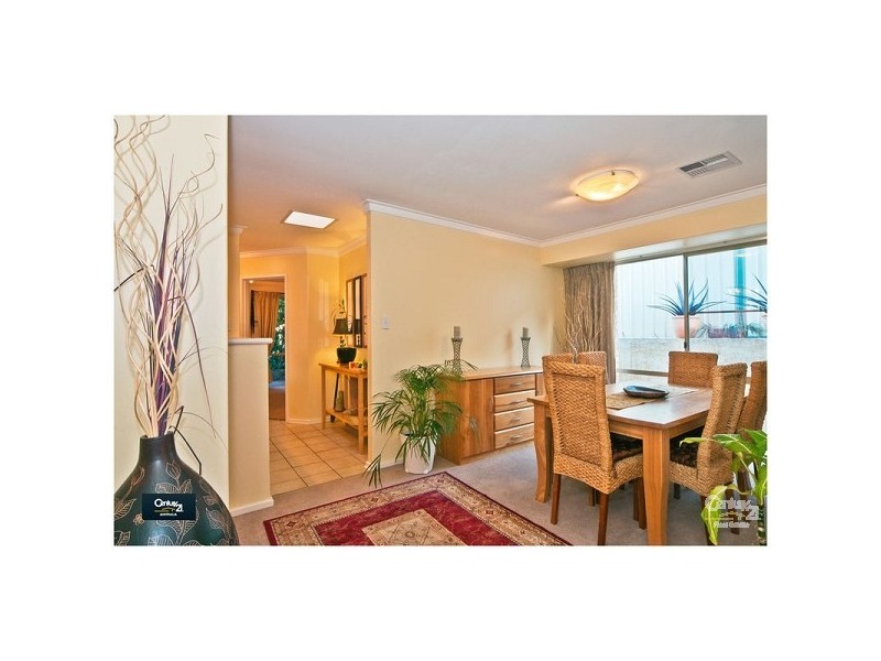 7 Thrum Close, Leeming WA 6149