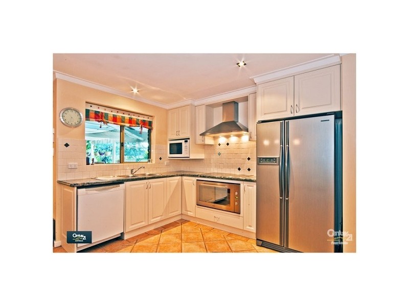 7 Thrum Close, Leeming WA 6149