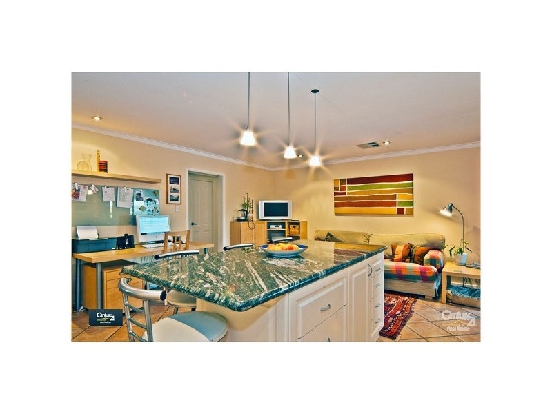 7 Thrum Close, Leeming WA 6149