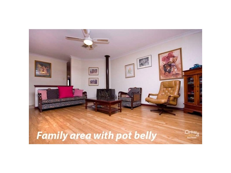 23 Merrifield Circle, Leeming WA 6149