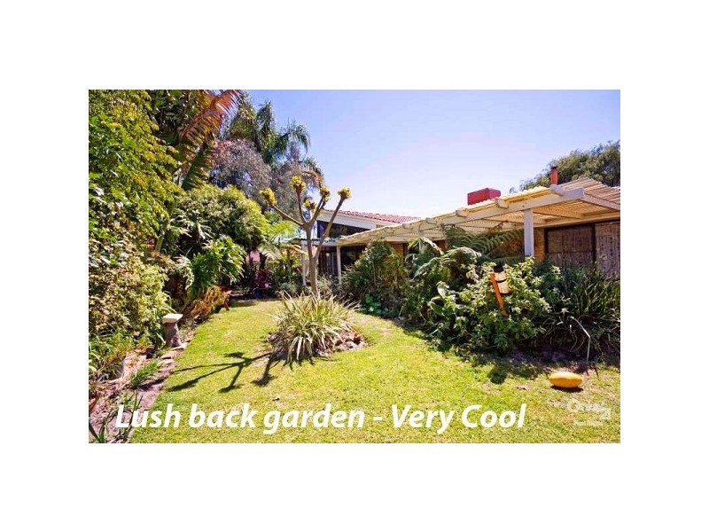 23 Merrifield Circle, Leeming WA 6149