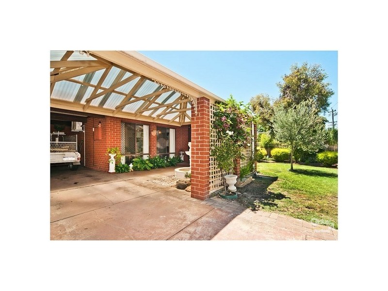 48 Collins Road, Willetton WA 6155