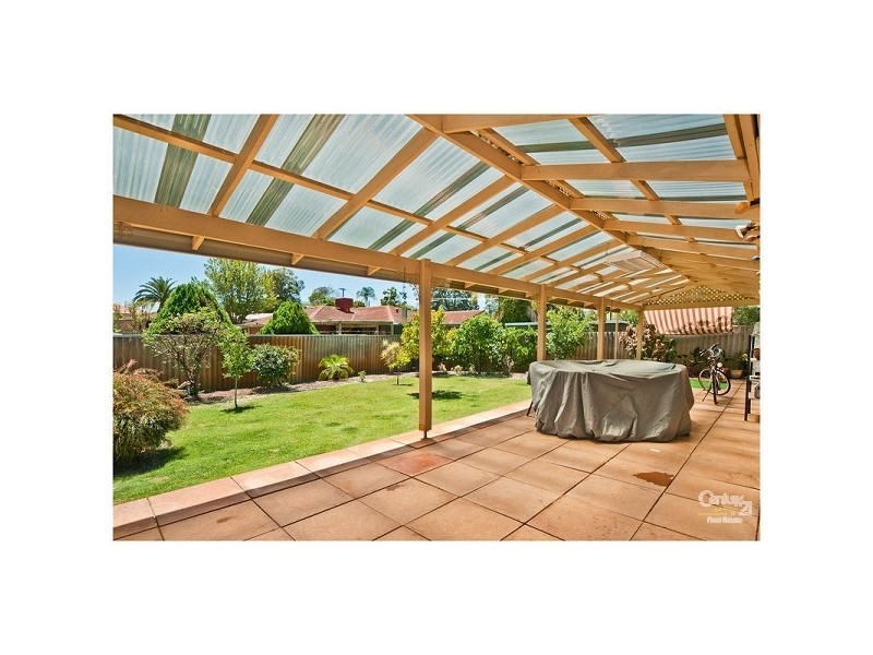 48 Collins Road, Willetton WA 6155