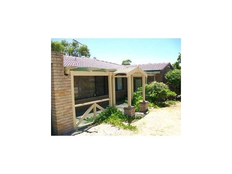 16 Plumridge Way, South Lake WA 6164