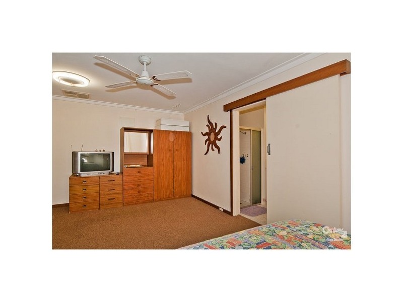 7 Chells Court, Thornlie WA 6108