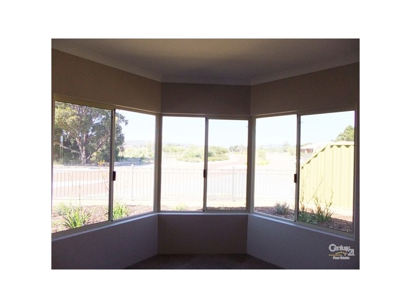 11 Cilantro Parkway, Seville Grove WA 6112