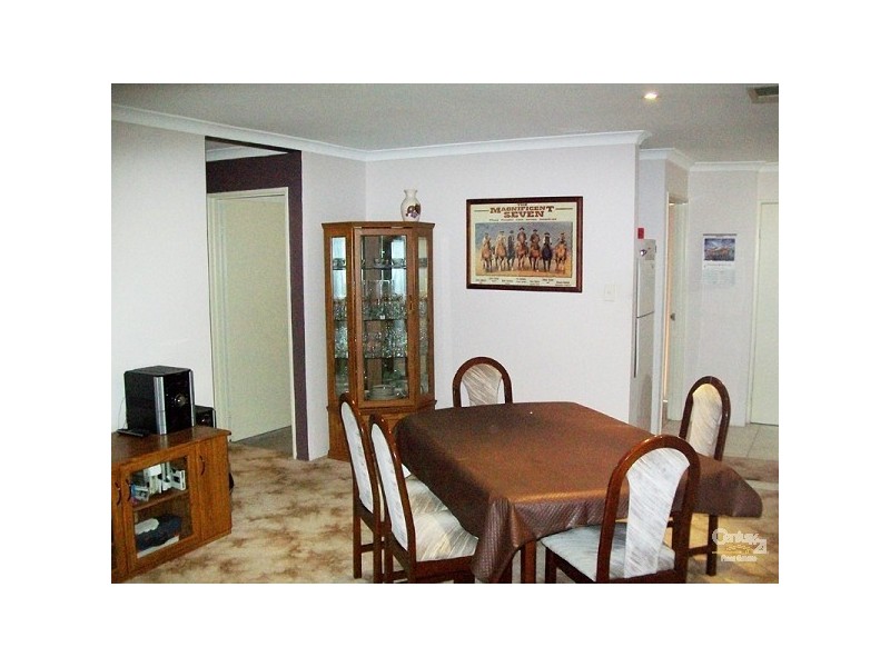 4/104 Barbican Street East, Shelley WA 6148