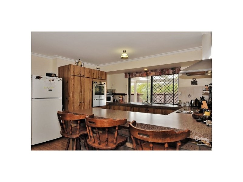 18 Hillside Road, Mount Richon WA 6112