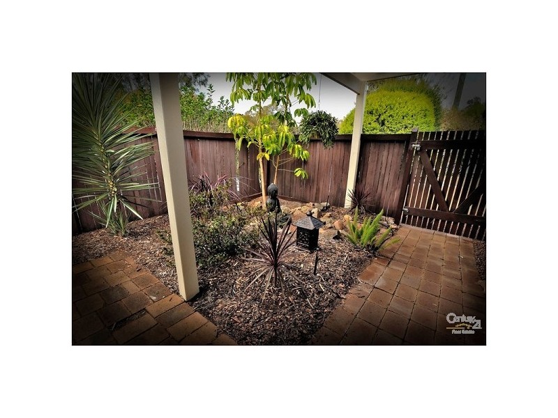 18 Hillside Road, Mount Richon WA 6112