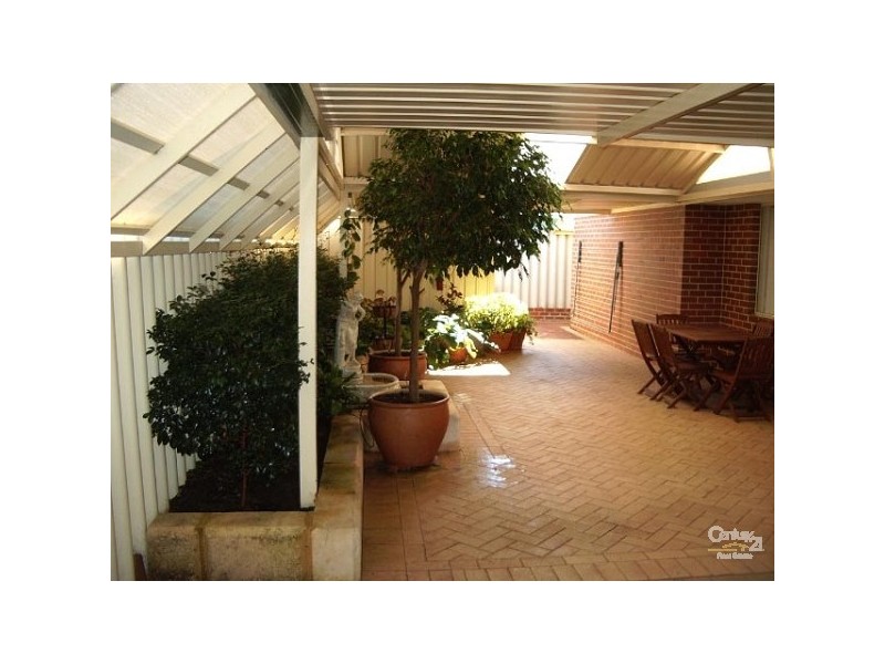 53 Admiralty Crescent, Halls Head WA 6210