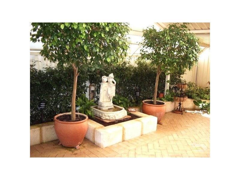 53 Admiralty Crescent, Halls Head WA 6210