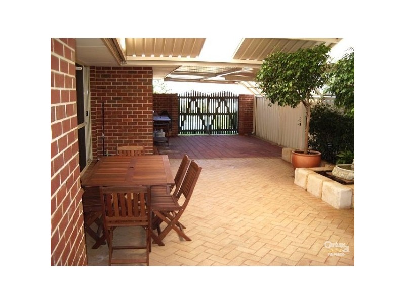 53 Admiralty Crescent, Halls Head WA 6210