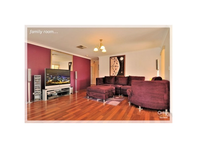 12 Chartwell Place, Leeming WA 6149