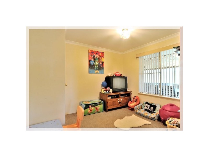 12 Chartwell Place, Leeming WA 6149