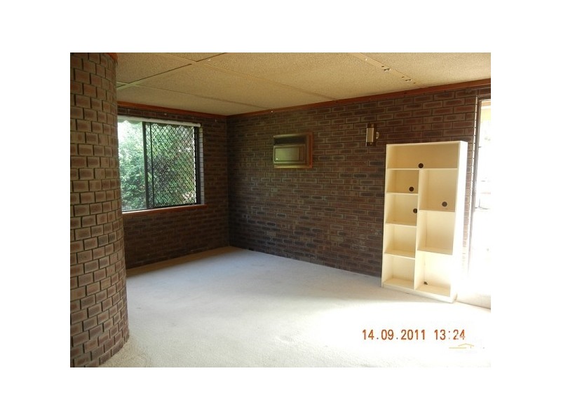 10 Mandala Crescent, Bateman WA 6150