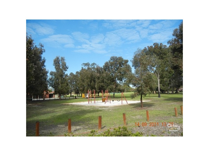 10 Mandala Crescent, Bateman WA 6150
