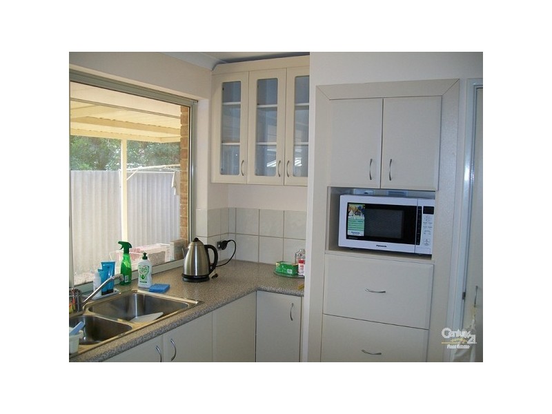 3/120 Westfield Road, Camillo WA 6111