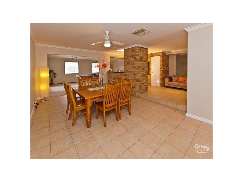 24 Carawatha Avenue, Mount Nasura WA 6112