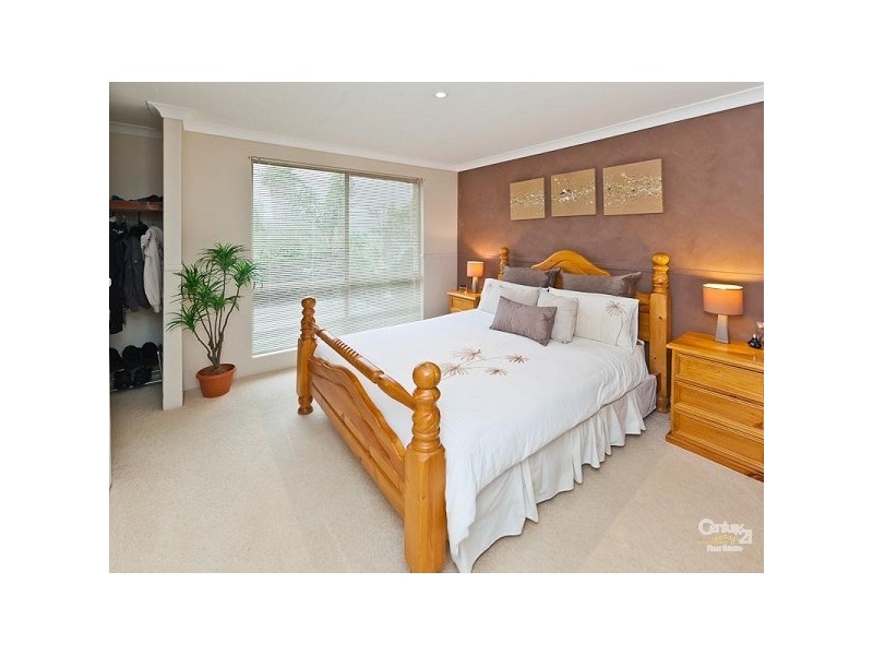 24 Carawatha Avenue, Mount Nasura WA 6112