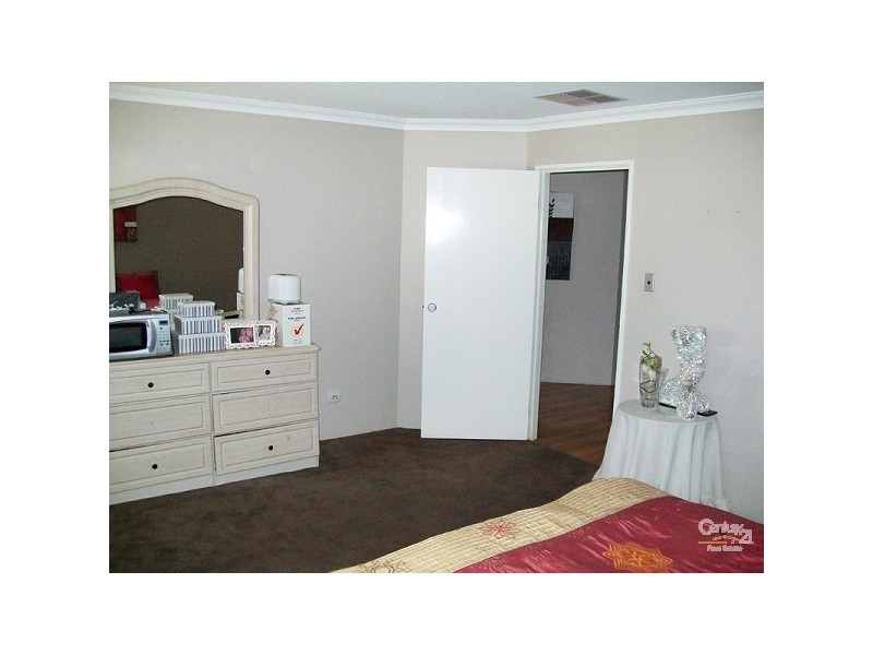 18 Bundera Road, Southern River WA 6110