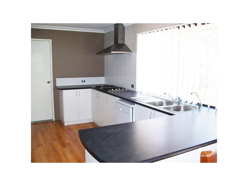 18 Bundera Road, Southern River WA 6110