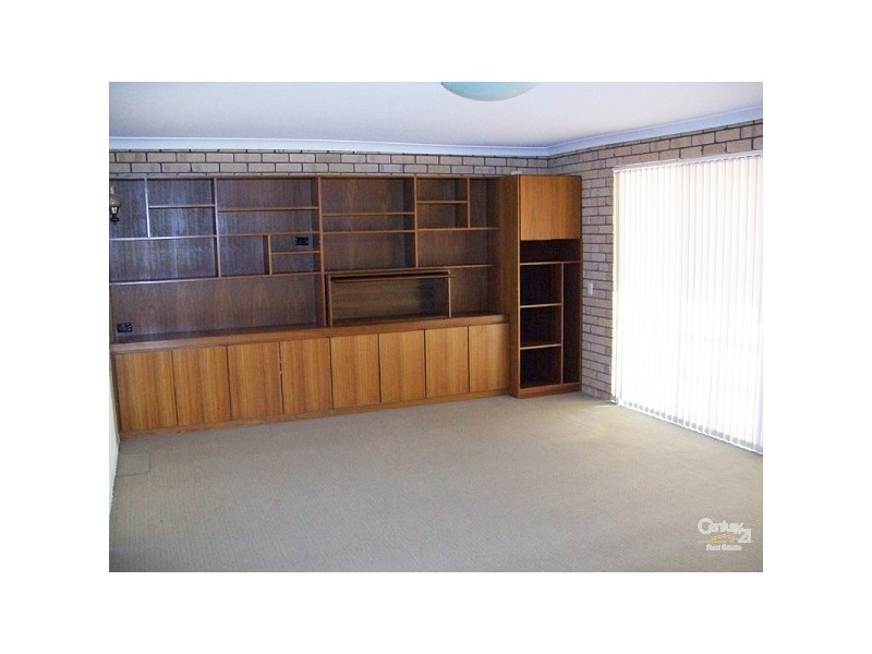 16 Hatfield Way, Booragoon WA 6154