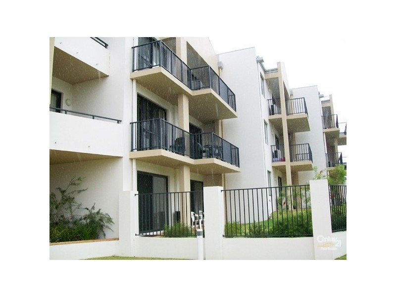 42/17 Southdown Place, Thornlie WA 6108