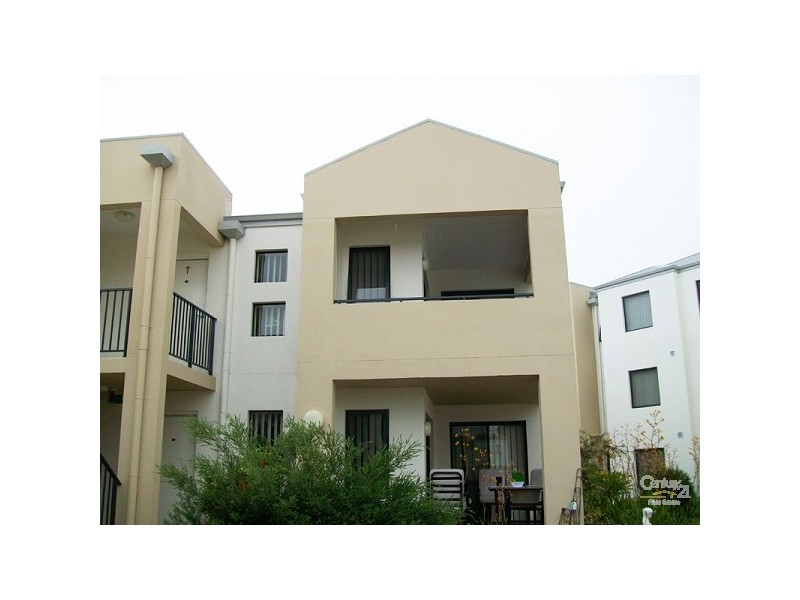 42/17 Southdown Place, Thornlie WA 6108