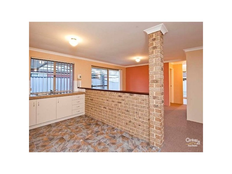 75 Seminole Gardens, Seville Grove WA 6112