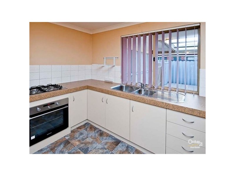 75 Seminole Gardens, Seville Grove WA 6112