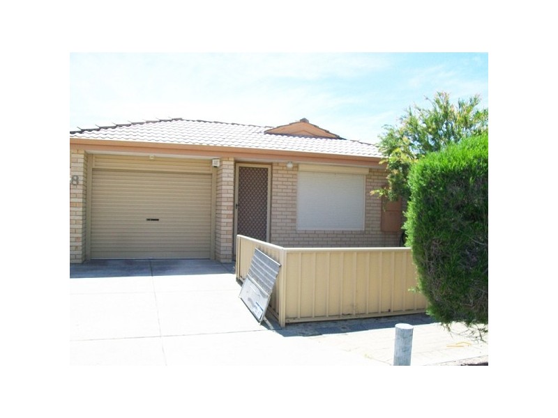 8/23 Helm Street, Maddington WA 6109