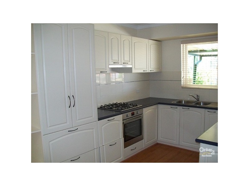 5 Nash Street, Kelmscott WA 6111