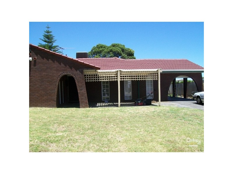 5 Nash Street, Kelmscott WA 6111