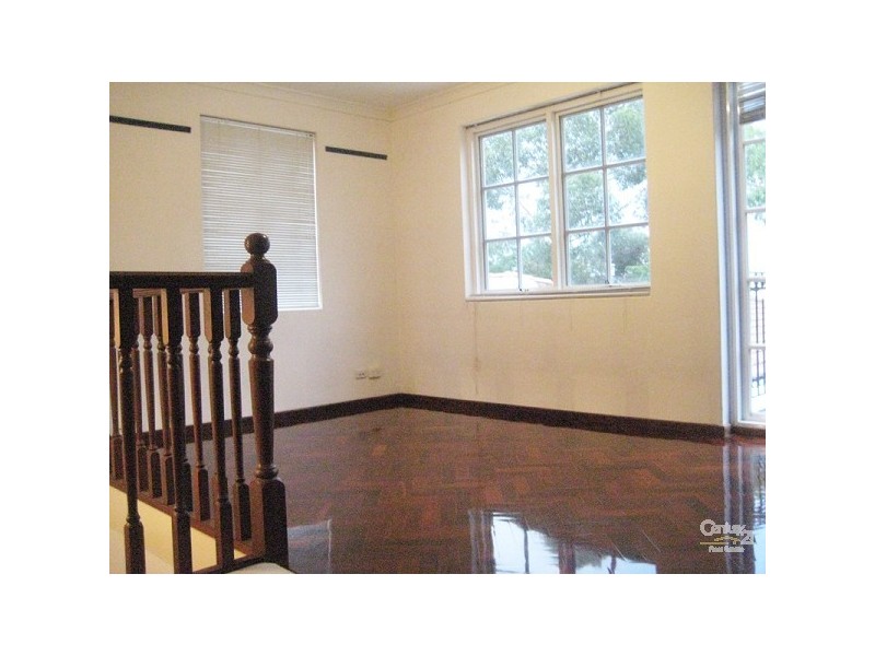 27 Waverley Way, Parkwood WA 6147