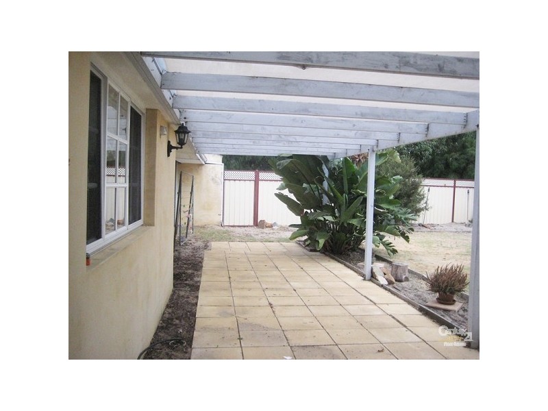 27 Waverley Way, Parkwood WA 6147