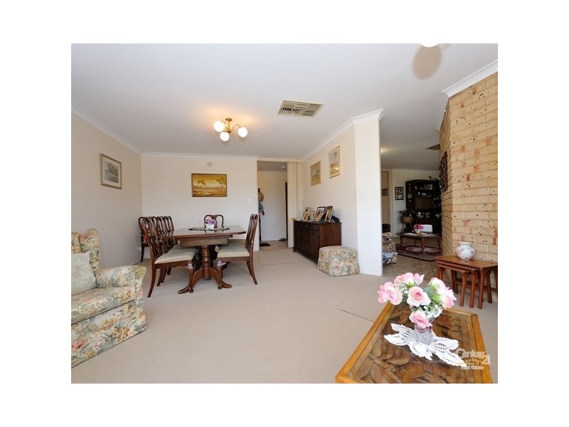 16A Castlemain Heights, Leeming WA 6149