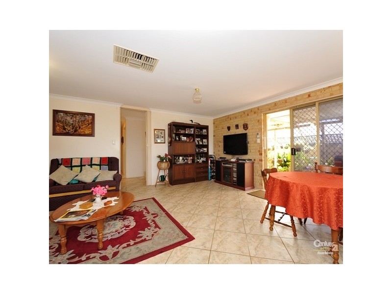 16A Castlemain Heights, Leeming WA 6149